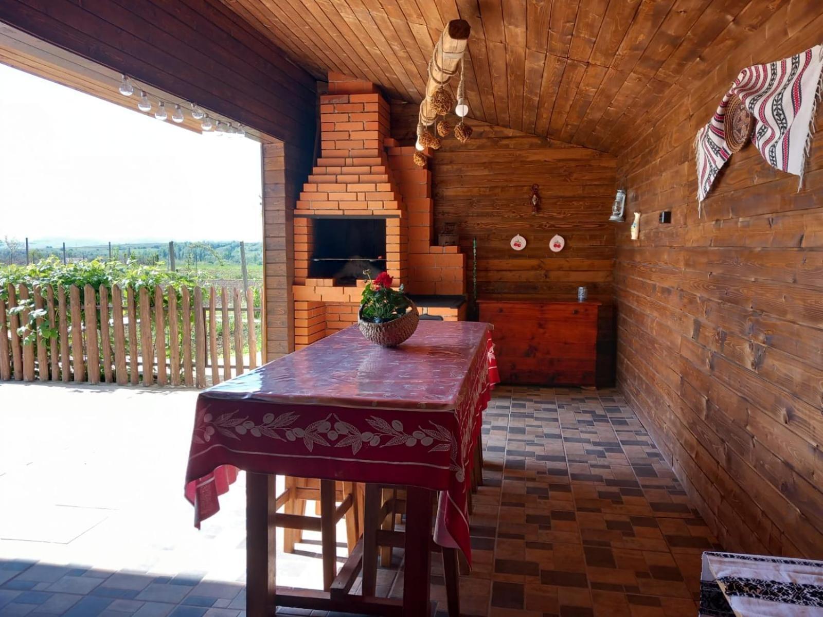 Casuta Din Deal Târgu Neamț Zewnętrze zdjęcie